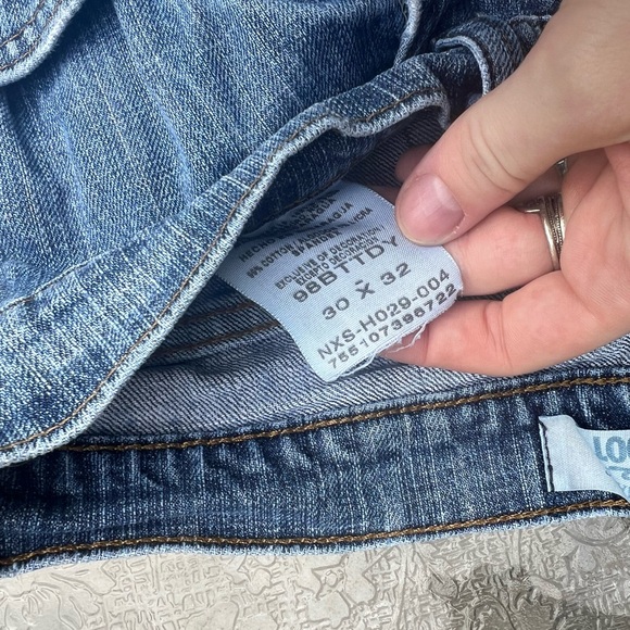 Wrangler Men's Classic Straight Denim Jeans - Picture 2 of 2